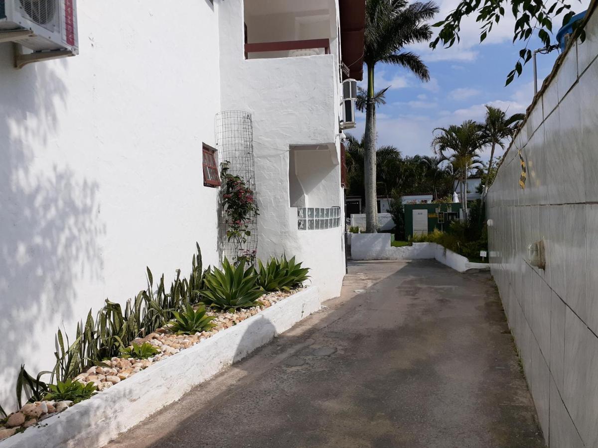 Residencial Hostal Blanco フロリアノポリス エクステリア 写真