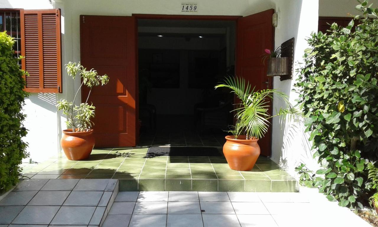 Residencial Hostal Blanco フロリアノポリス エクステリア 写真